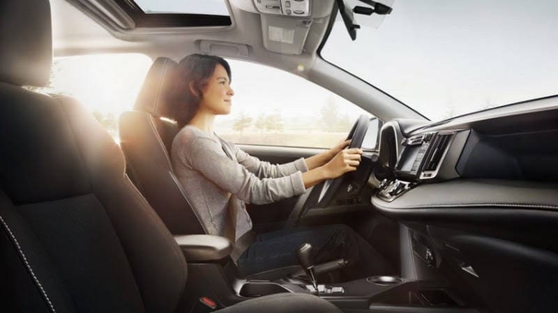 xong-hoi-khu-mui-xe-o-to-thoai-mai