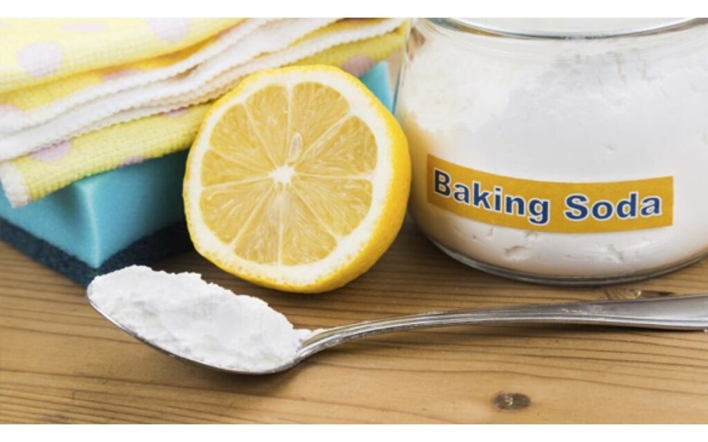 ket-hop-chanh-va-baking-soda-de-khu-mui